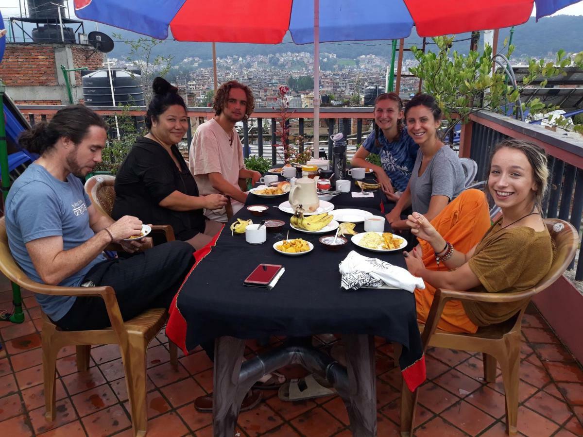 Subha Guest House บักตะปูร์ ภายนอก รูปภาพ