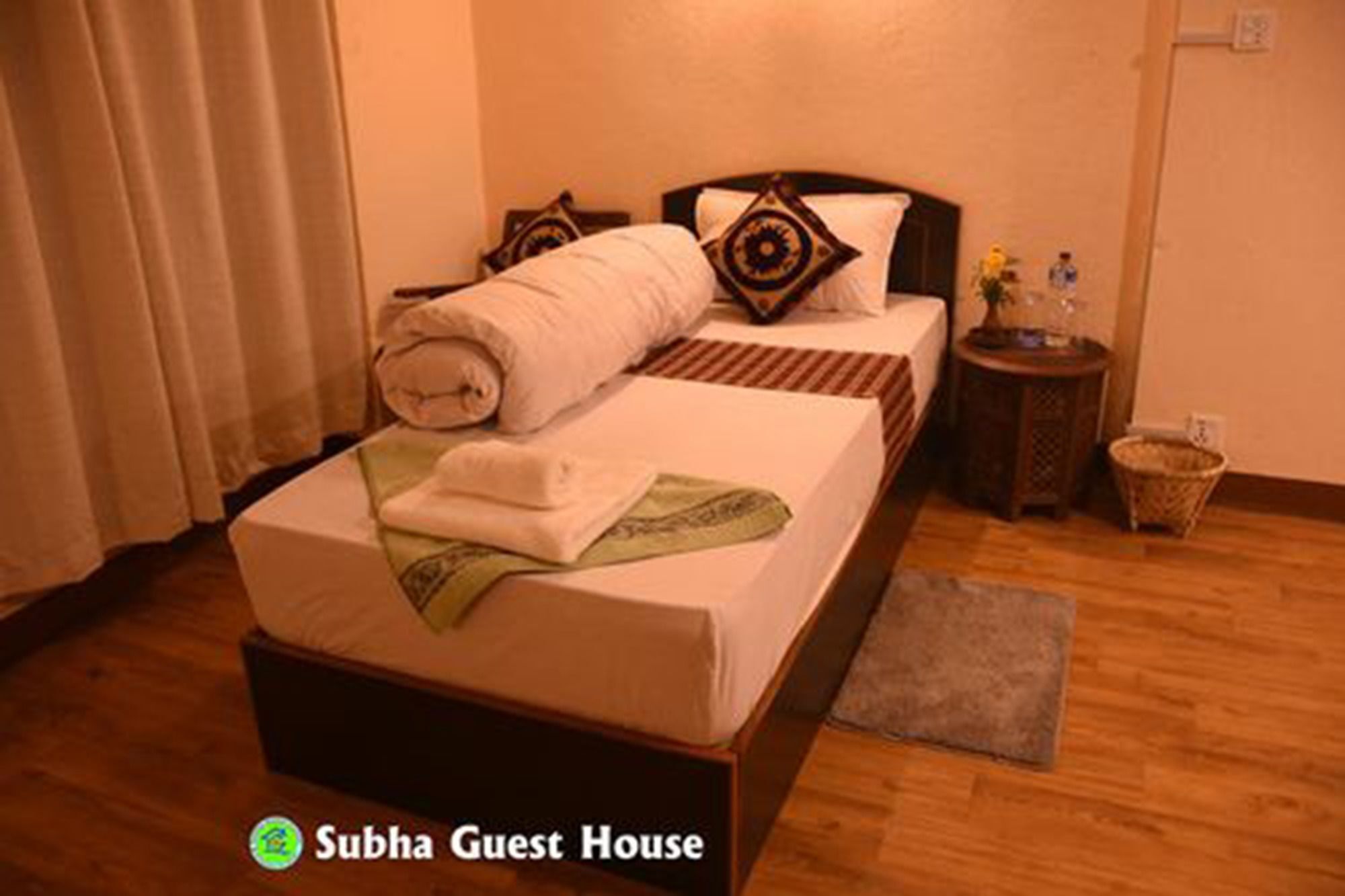 Subha Guest House บักตะปูร์ ภายนอก รูปภาพ